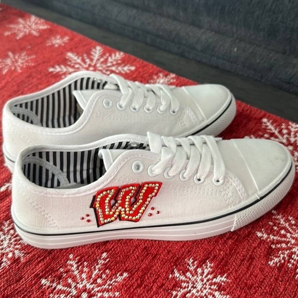 Rhinestone Wisconsin Size 6 tennis shoes! Handmade! One of a kind - Picture 5 of 5